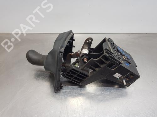 Used Gear lever RENAULT KANGOO / GRAND KANGOO II (KW0/1_) [2008-2025]  29814307