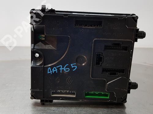 Used Electronic module RENAULT LAGUNA III (BT0/1) [2007-2015]  7829409