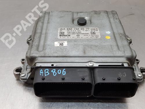 Engine control unit (ECU) MERCEDES-BENZ R-CLASS (W251, V251) | BP11330957M57
