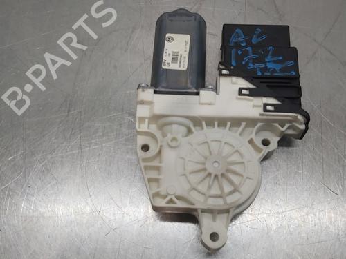 Used Left rear window motor VW GOLF VI (5K1) 1.4 TSI (160 hp) 30878923