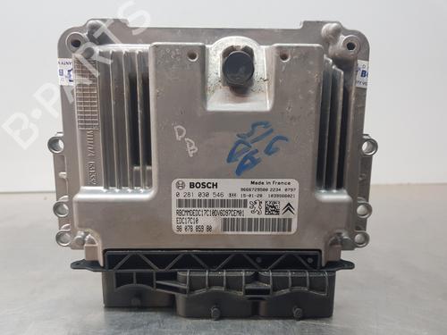 Used Engine control unit (ECU) PEUGEOT PARTNER Box Body/MPV [2008-2025]  26565957