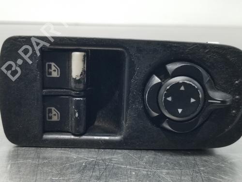 Used Left front window switch ALFA ROMEO MITO (955_) [2008-2018]  30879448