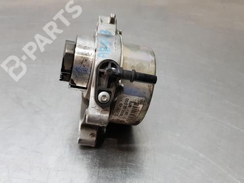 Used Vacuum pump FIAT 500X (334_) 1.6 D Multijet (334AXA1B, 334AXA11) (120 hp) 9721185