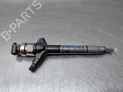 Inyector TOYOTA AURIS (_E15_) 2.0 D-4D (ADE150_, ADE150R) (126 hp) 31591652