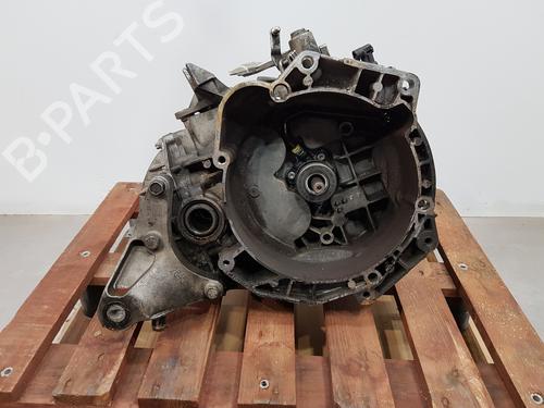 Gearbox CHEVROLET AVEO Saloon (T300) | BP30105858M3