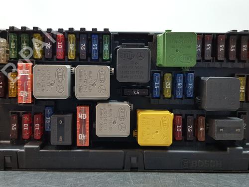 Used Fuse box MERCEDES-BENZ E-CLASS T-Model (S212) E 220 CDI (212.202) (163 hp) 19686139