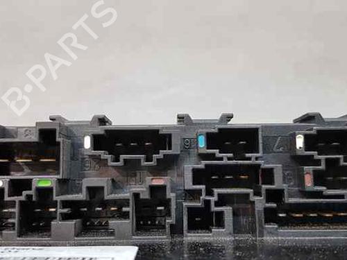 Fuse box MERCEDES-BENZ C-CLASS (W203) C 200 Kompressor (203.042) | BP13099233E1 
