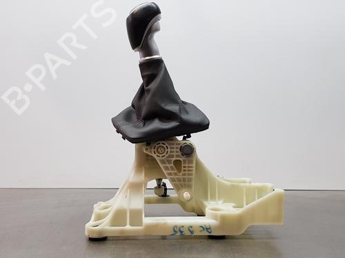 Used Gear lever HYUNDAI KONA (OS, OSE, OSI) [2017-2023]  17522338