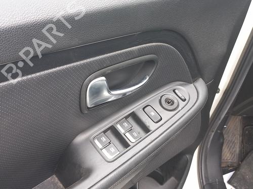 Display monitor KIA CARENS IV  | BP20706606C48 