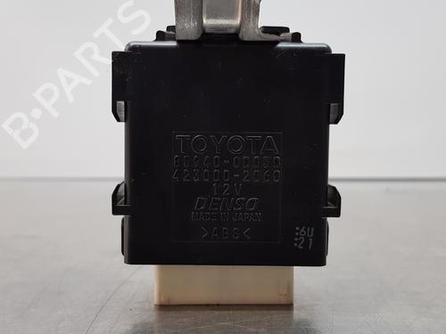 Module électronique TOYOTA YARIS (_P13_) [2010-2020]  30879692