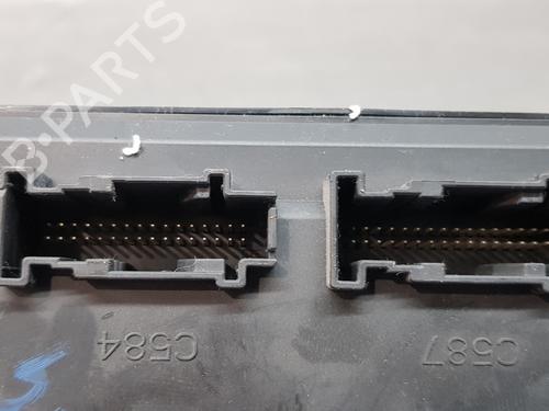 Fuse box LAND ROVER DISCOVERY SPORT (L550)  | BP17650661E1 