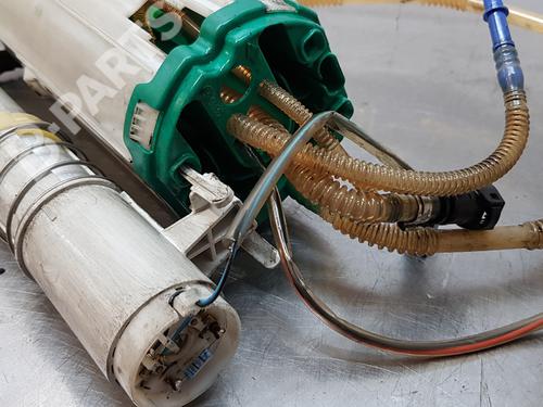 Pompe à carburant AUDI A8 D3 (4E2, 4E8) 4.0 TDI quattro | BP9834455M76 