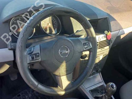 Fuse box OPEL ASTRA H (A04)  | BP16855782E1 