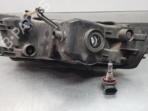 Right front fog light SKODA OCTAVIA III Combi (5E5, 5E6) | BP30878705C31