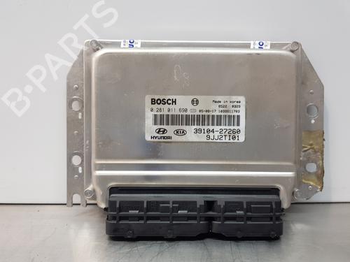 Used Engine control unit (ECU) HYUNDAI TUCSON (JM) [2004-2019]  27526489