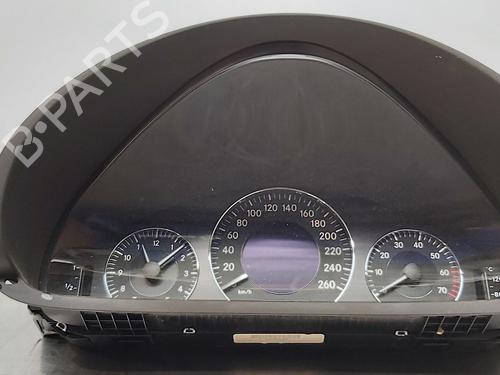 Used Instrument cluster MERCEDES-BENZ CLK (C209) CLK 320 (209.365) (218 hp) 16290060
