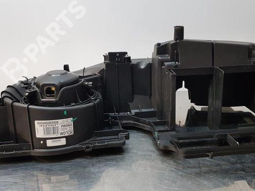 Used Heater blower motor Heater blower motor CHEVROLET AVEO Hatchback (T300) 1.3 D (75 hp) 8168332 8168332