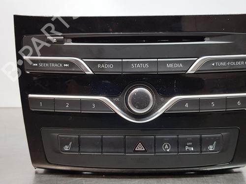 Bilradio INFINITI QX30 2.2 D AWD (170 hp) 13710986