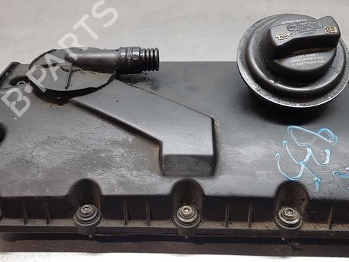 Used Valve cover VW GOLF V (1K1) [2003-2010]  14257249