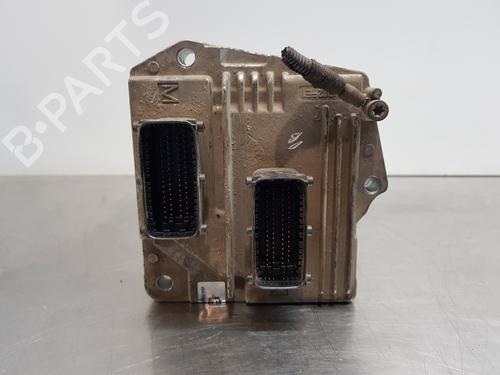 Used Engine control unit (ECU) OPEL ZAFIRA / ZAFIRA FAMILY B (A05) [2005-2019]  28143811
