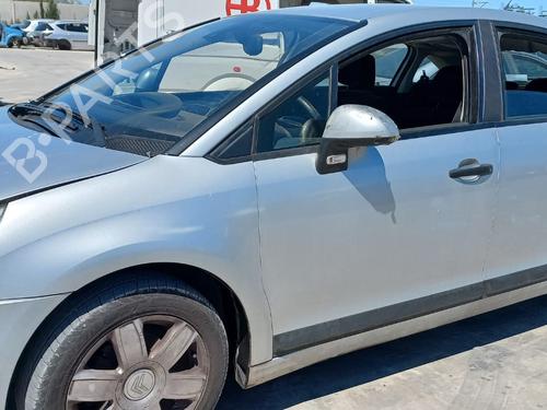 Fuse box CITROËN C4 I (LC_) | BP30879551E1