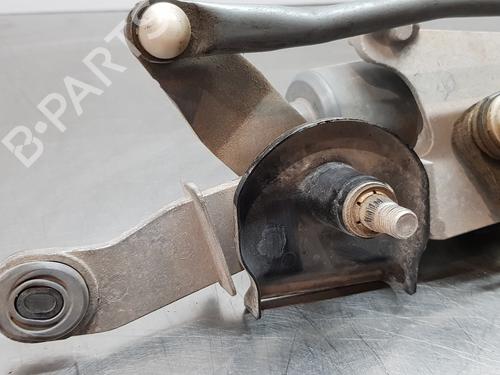 Front wiper motor TOYOTA COROLLA Hatchback (_E21_, _EA1_, _EH1_) 1.8 Hybrid (ZWE211) | BP19710641M29 