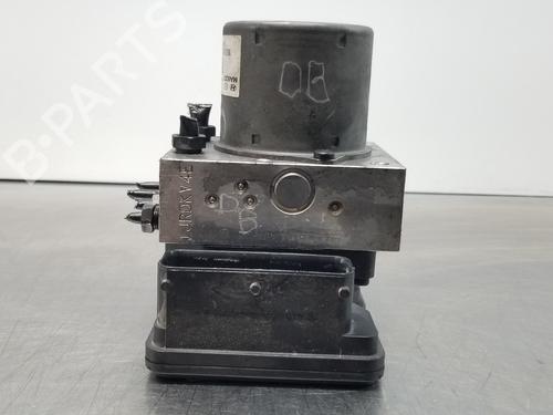Used ABS pump KIA SPORTAGE III (SL) 1.7 CRDi (116 hp) 18479627