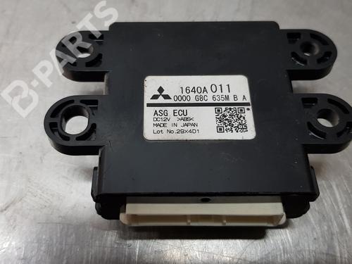 Used Electronic module MITSUBISHI OUTLANDER III (GG_W, GF_W, ZJ, ZL, ZK) 2.2 Di-D (GF6W) (150 hp) 8238937