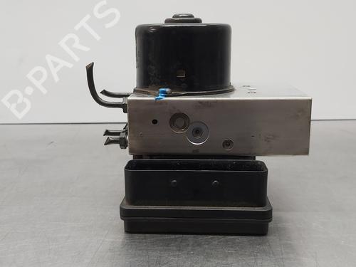 Used ABS pump MERCEDES-BENZ C-CLASS (W203) C 230 Kompressor (203.040) (192 hp) 15914019