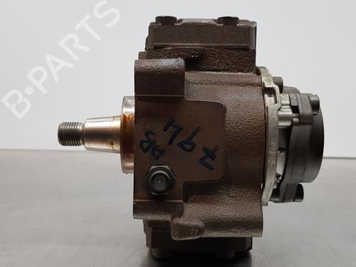 Pompe à injection PEUGEOT 5008 (0U_, 0E_) 1.6 HDi (112 hp) 13513197