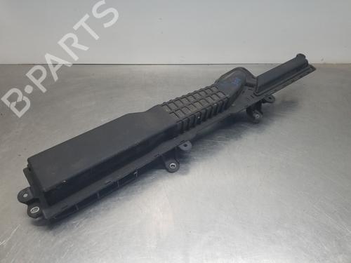 Used Air filter box TOYOTA COROLLA Estate (_E21_) 1.8 Hybrid (ZWE211W) (122 hp) 29568510