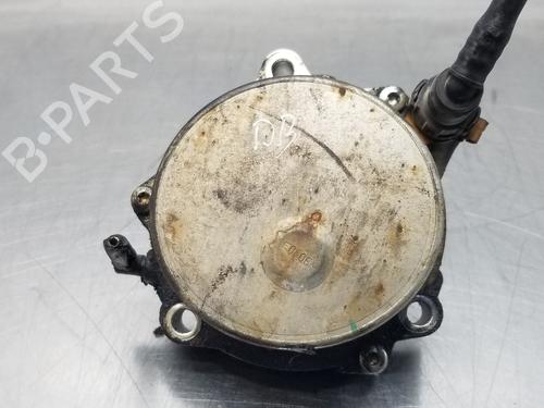 Used Vacuum pump OPEL ZAFIRA / ZAFIRA FAMILY B (A05) [2005-2019]  19939443