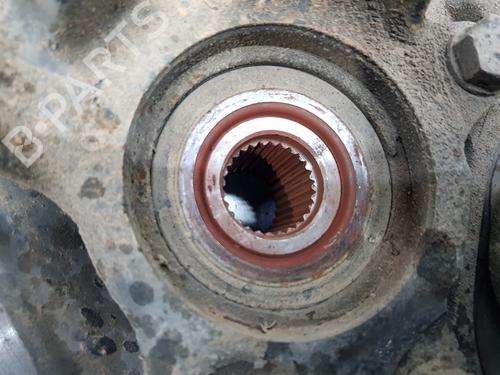 Left front steering knuckle FIAT SCUDO Van (220_) | BP30600779M25