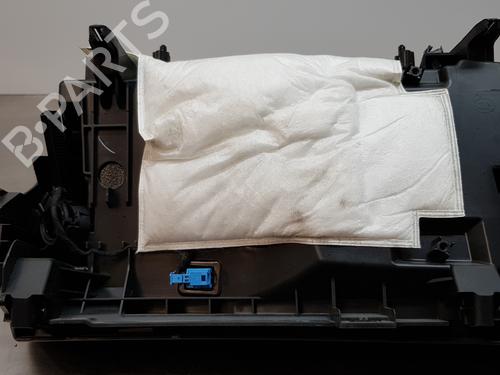 Glove box INFINITI QX30 2.2 D AWD | BP13710933C95 