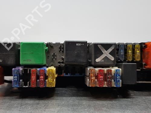 Sikringsdose MERCEDES-BENZ S-CLASS (W220) [1998-2005]  16395928