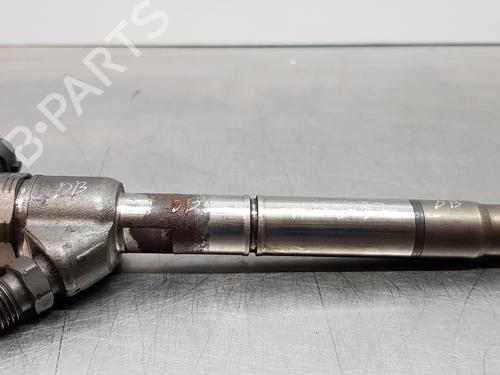 Used Injector KIA CARENS IV 1.7 CRDi (116 hp) 13735230