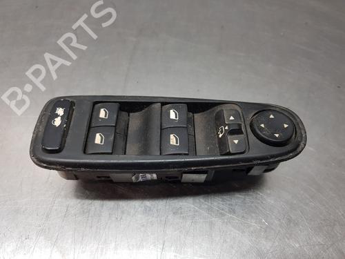 Fensterheberschalter links vorne für CITROËN C4 Picasso I MPV (UD_) [2006-2015]  30880725