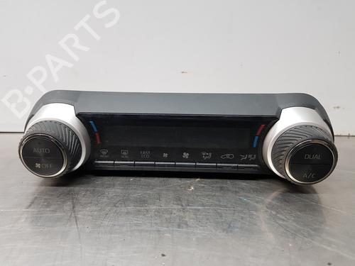 Used Climate control TOYOTA RAV 4 V (_A5_, _H5_) 2.5 Hybrid AWD (AXAH54, AXAL54) (222 hp) 30055065