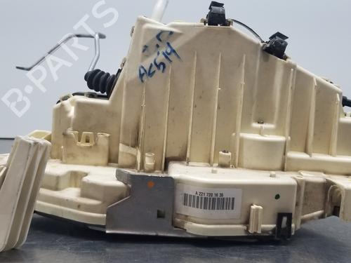 Used Front right lock MERCEDES-BENZ S-CLASS (W221, V221) [2005-2013]  17723731