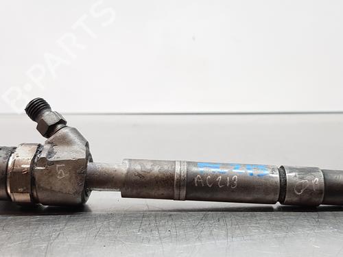Used Injector MERCEDES-BENZ M-CLASS (W163) ML 270 CDI (163.113) (163 hp) 18083987