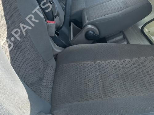 Seat buckle NISSAN CABSTAR (F24M, F24W) 35.13 DCI, 45.13 DCI 2.5 (F24M) | BP17800408I32 