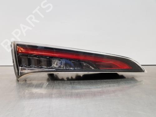 Used Left tailgate light TOYOTA COROLLA Hatchback (_E21_, _EA1_, _EH1_) [2018-2025]  23276264