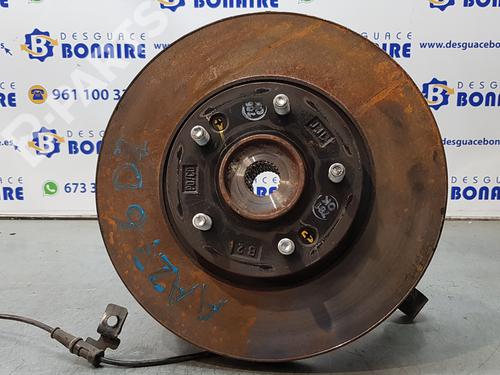 Used Left front steering knuckle HYUNDAI i30 (PDE, PD, PDEN) [2016-2025]  8143832