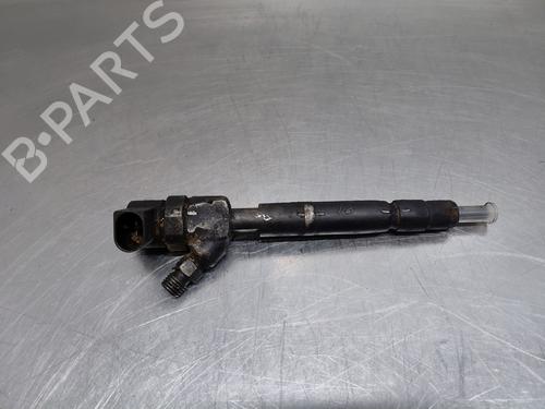 Used Injector MERCEDES-BENZ M-CLASS (W163) ML 270 CDI (163.113) (163 hp) 31013173