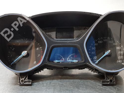 Used Instrument cluster FORD FOCUS III [2010-2020]  8141834