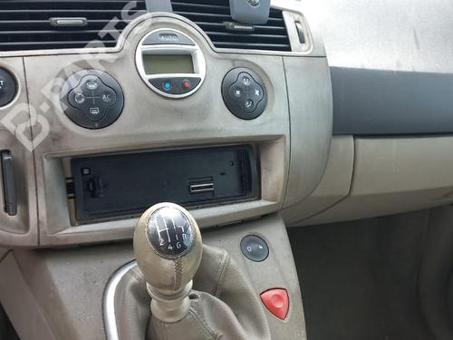 Left front window switch RENAULT SCÉNIC II (JM0/1_)  | BP12121465I27 