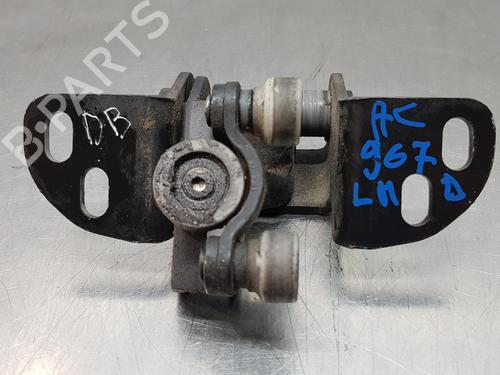 Deurscharnier/Deurvanger VW CRAFTER Van (SY_, SX_) 2.0 TDI FWD (SYB, SYC, SYD) (140 hp) 30879501