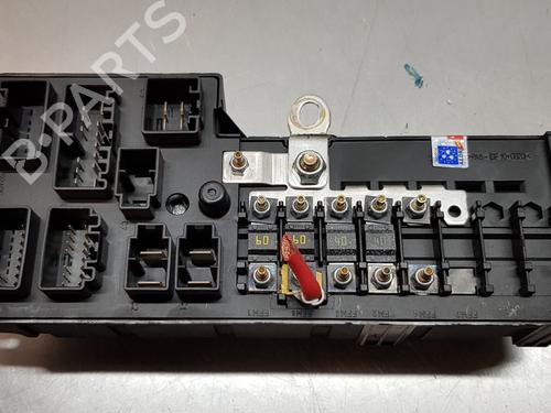 Fuse box VOLVO V70 III (135)  | BP12529460E1 