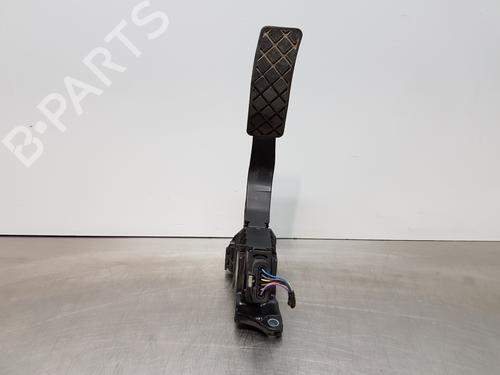 Używane Pedał AUDI A4 B9 (8W2, 8WC) [2015-2025]  30880395