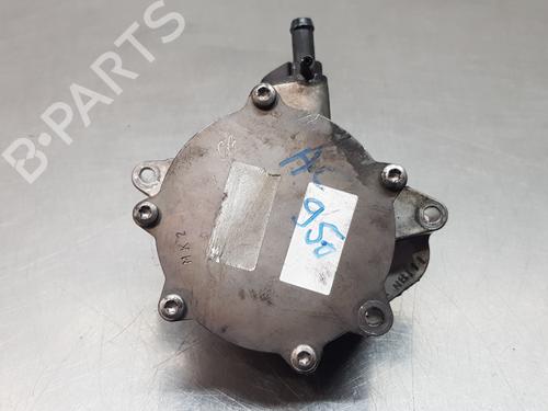 Used Vacuum pump KIA CARENS IV [2013-2025]  18917976